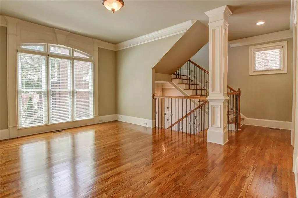 7985 Magnolia Square, Sandy Springs, Georgia 30350, 4 Bedrooms Bedrooms, ,3 BathroomsBathrooms,Residential,Sold,7985 Magnolia Square,6862253