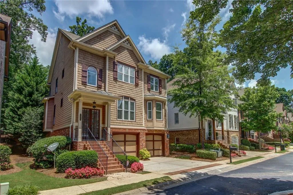 7985 Magnolia Square, Sandy Springs, Georgia 30350, 4 Bedrooms Bedrooms, ,3 BathroomsBathrooms,Residential,Sold,7985 Magnolia Square,6862253