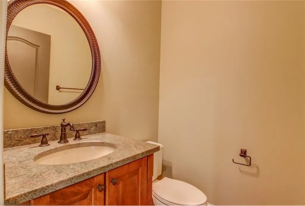 7985 Magnolia Square, Sandy Springs, Georgia 30350, 4 Bedrooms Bedrooms, ,3 BathroomsBathrooms,Residential,Sold,7985 Magnolia Square,6862253