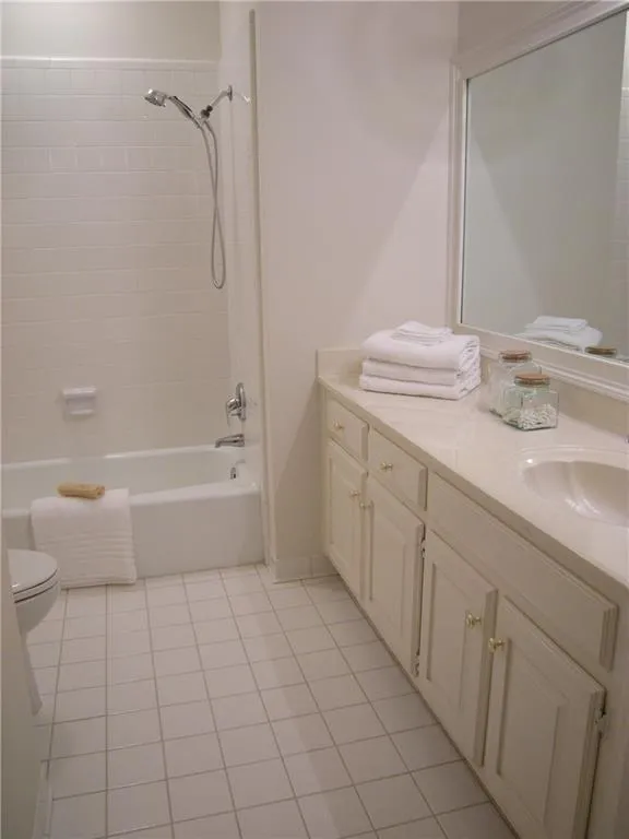 7155 Roswell Road Unit 33, Sandy Springs, Georgia 30328, 3 Bedrooms Bedrooms, ,3 BathroomsBathrooms,Residential,Sold,7155 Roswell Road Unit 33,6784040