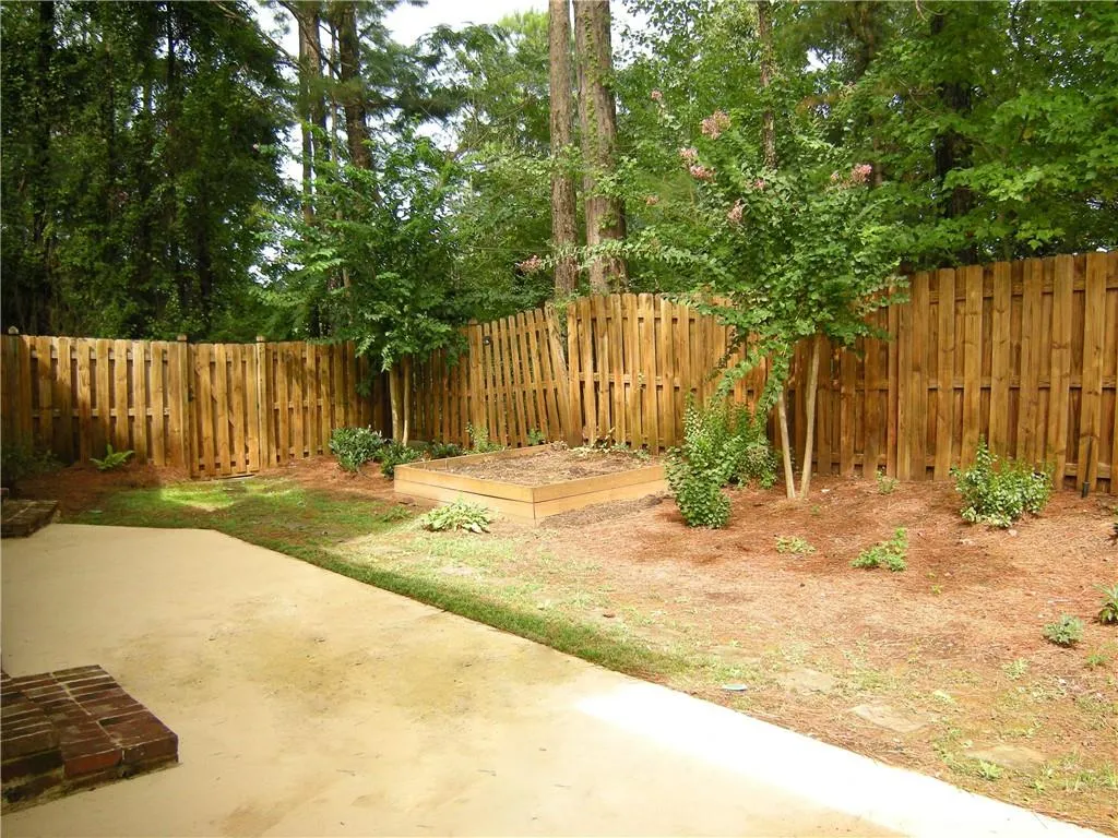 7155 Roswell Road Unit 33, Sandy Springs, Georgia 30328, 3 Bedrooms Bedrooms, ,3 BathroomsBathrooms,Residential,Sold,7155 Roswell Road Unit 33,6784040