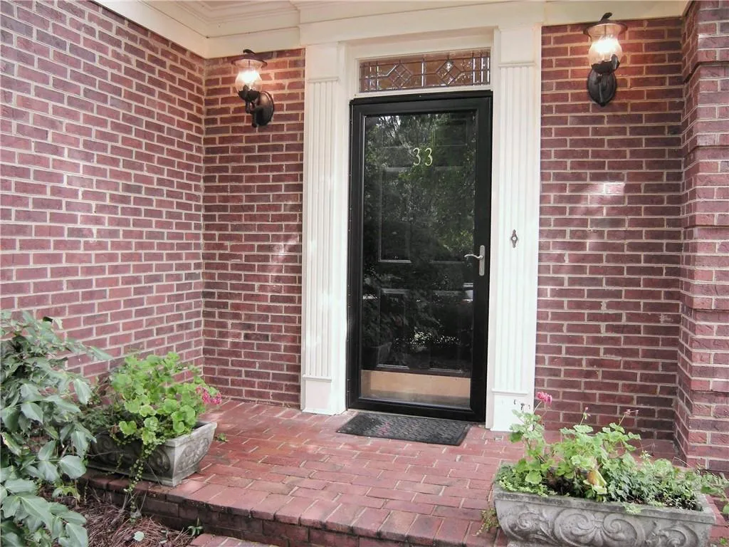 7155 Roswell Road Unit 33, Sandy Springs, Georgia 30328, 3 Bedrooms Bedrooms, ,3 BathroomsBathrooms,Residential,Sold,7155 Roswell Road Unit 33,6784040