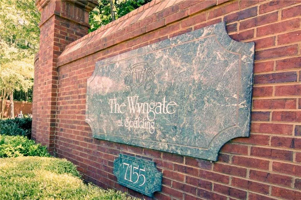 7155 Roswell Road Unit 33, Sandy Springs, Georgia 30328, 3 Bedrooms Bedrooms, ,3 BathroomsBathrooms,Residential,Sold,7155 Roswell Road Unit 33,6784040