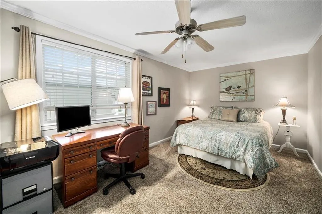 6900 Roswell Road Unit J4, Sandy Springs, Georgia 30328, 2 Bedrooms Bedrooms, ,2 BathroomsBathrooms,Residential,Sold,6900 Roswell Road Unit J4,7131644