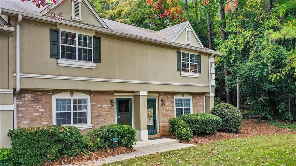 6900 Roswell Road Unit J4, Sandy Springs, Georgia 30328, 2 Bedrooms Bedrooms, ,2 BathroomsBathrooms,Residential,Sold,6900 Roswell Road Unit J4,7131644