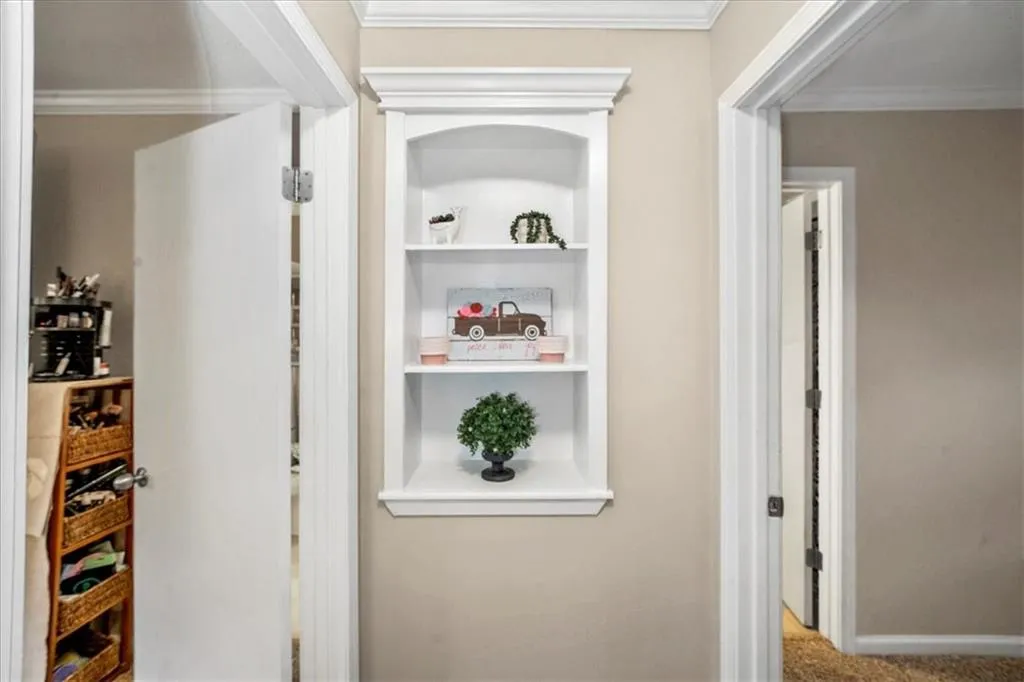 6900 Roswell Road Unit J4, Sandy Springs, Georgia 30328, 2 Bedrooms Bedrooms, ,2 BathroomsBathrooms,Residential,Sold,6900 Roswell Road Unit J4,7131644