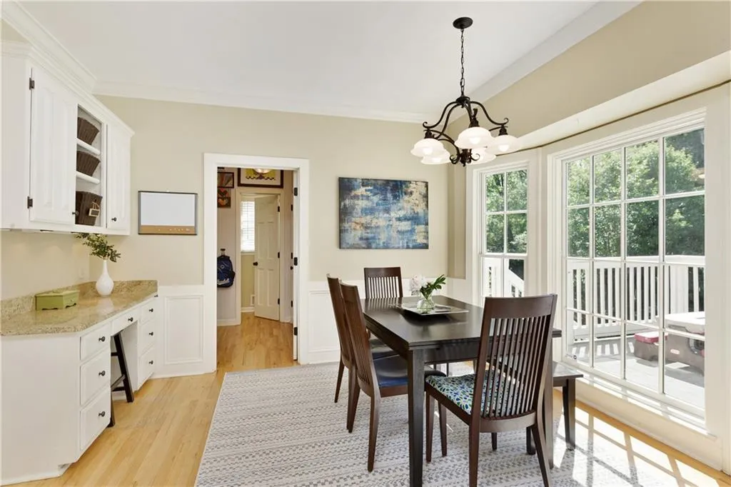 7615 Brigham Drive, Sandy Springs, Georgia 30350, 5 Bedrooms Bedrooms, ,4 BathroomsBathrooms,Residential,Sold,7615 Brigham Drive,6717621