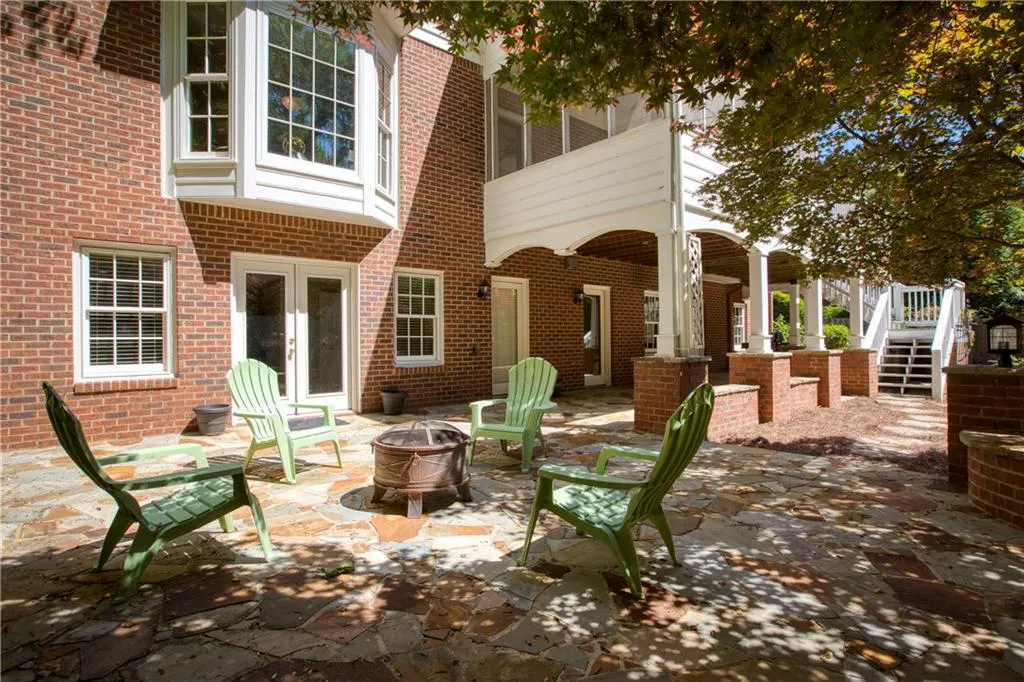 7615 Brigham Drive, Sandy Springs, Georgia 30350, 5 Bedrooms Bedrooms, ,4 BathroomsBathrooms,Residential,Sold,7615 Brigham Drive,6717621