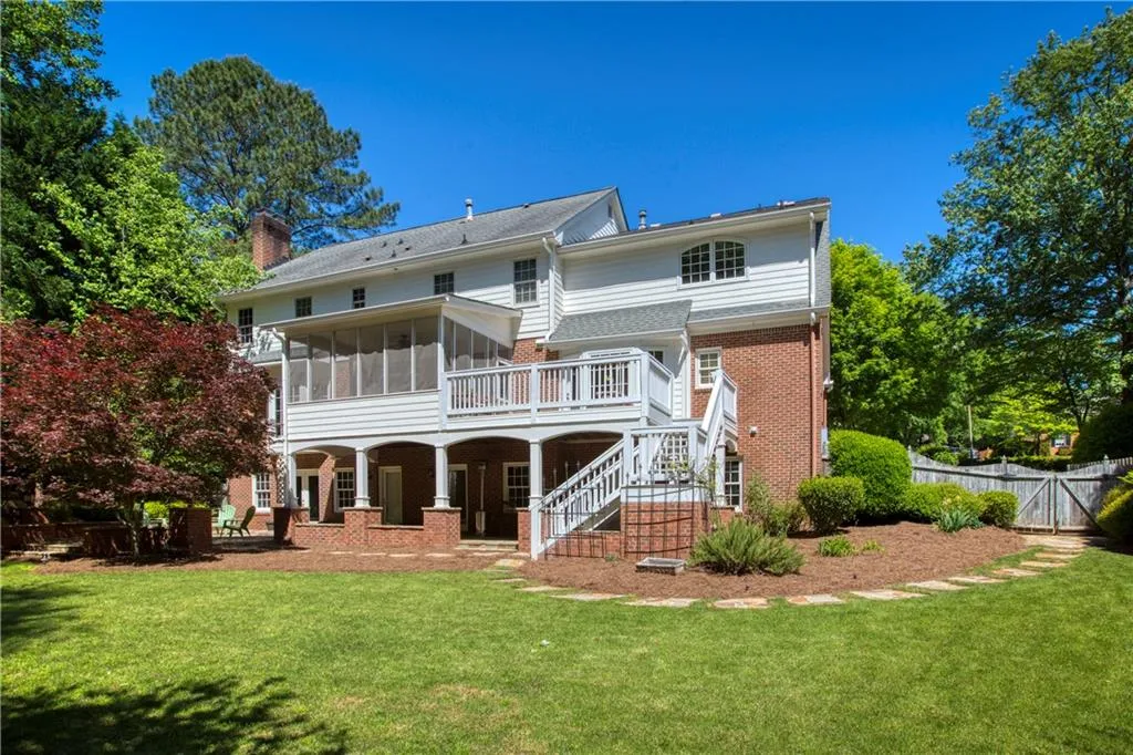 7615 Brigham Drive, Sandy Springs, Georgia 30350, 5 Bedrooms Bedrooms, ,4 BathroomsBathrooms,Residential,Sold,7615 Brigham Drive,6717621