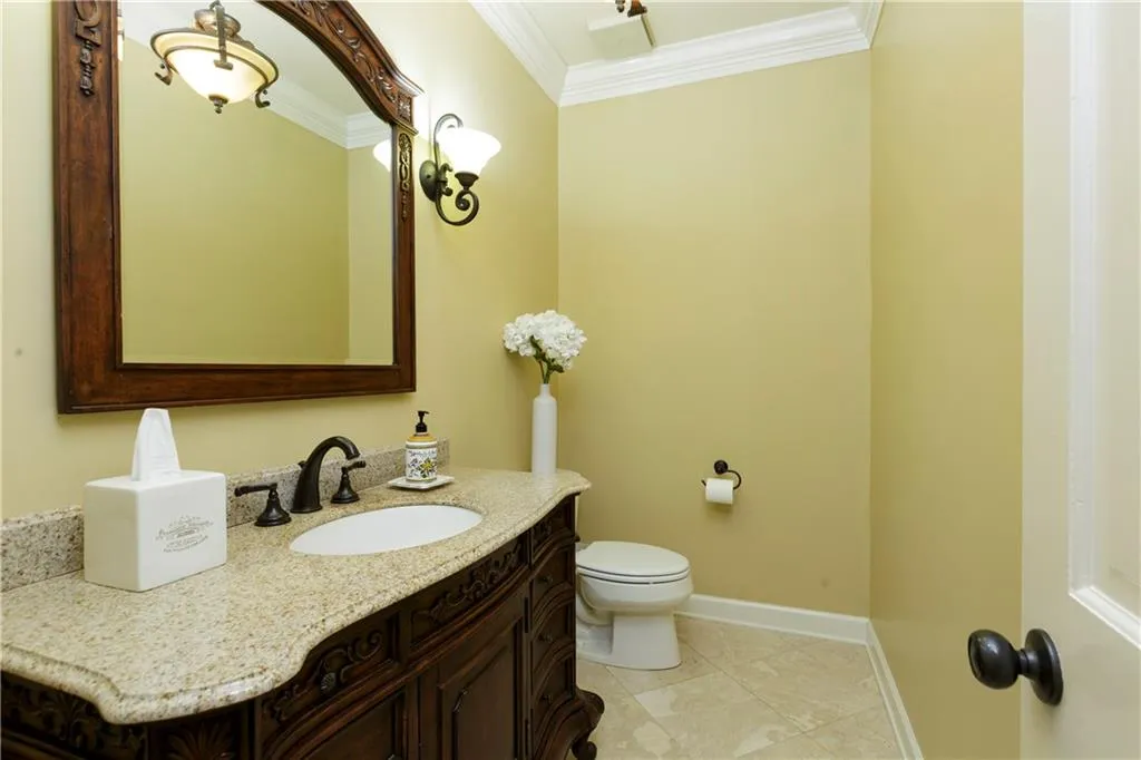 7615 Brigham Drive, Sandy Springs, Georgia 30350, 5 Bedrooms Bedrooms, ,4 BathroomsBathrooms,Residential,Sold,7615 Brigham Drive,6717621