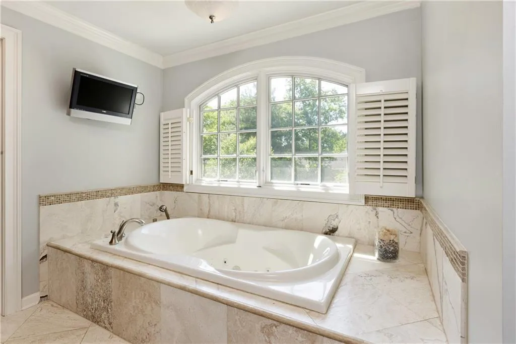 7615 Brigham Drive, Sandy Springs, Georgia 30350, 5 Bedrooms Bedrooms, ,4 BathroomsBathrooms,Residential,Sold,7615 Brigham Drive,6717621