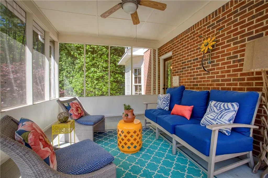 7615 Brigham Drive, Sandy Springs, Georgia 30350, 5 Bedrooms Bedrooms, ,4 BathroomsBathrooms,Residential,Sold,7615 Brigham Drive,6717621