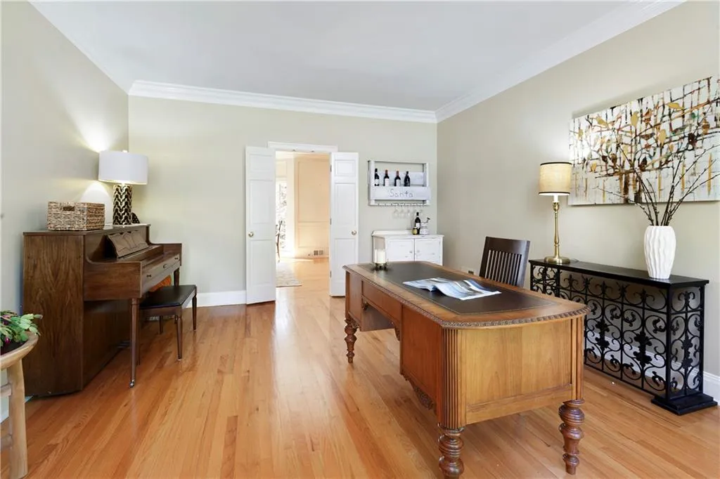 7615 Brigham Drive, Sandy Springs, Georgia 30350, 5 Bedrooms Bedrooms, ,4 BathroomsBathrooms,Residential,Sold,7615 Brigham Drive,6717621