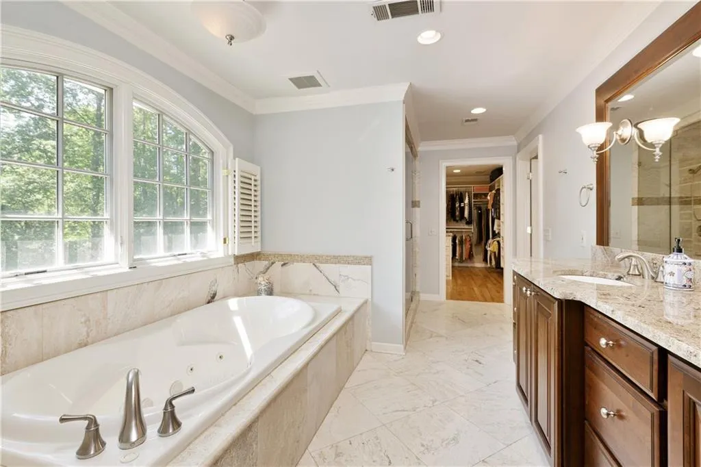 7615 Brigham Drive, Sandy Springs, Georgia 30350, 5 Bedrooms Bedrooms, ,4 BathroomsBathrooms,Residential,Sold,7615 Brigham Drive,6717621