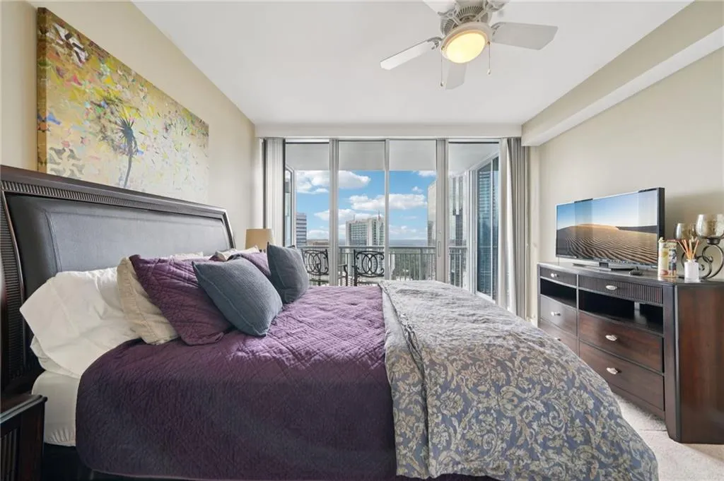3338 Peachtree Road Ne Unit 3006, Atlanta, Georgia 30326, 2 Bedrooms Bedrooms, ,2 BathroomsBathrooms,Residential,For Sale,3338 Peachtree Road Ne Unit 3006,7634062