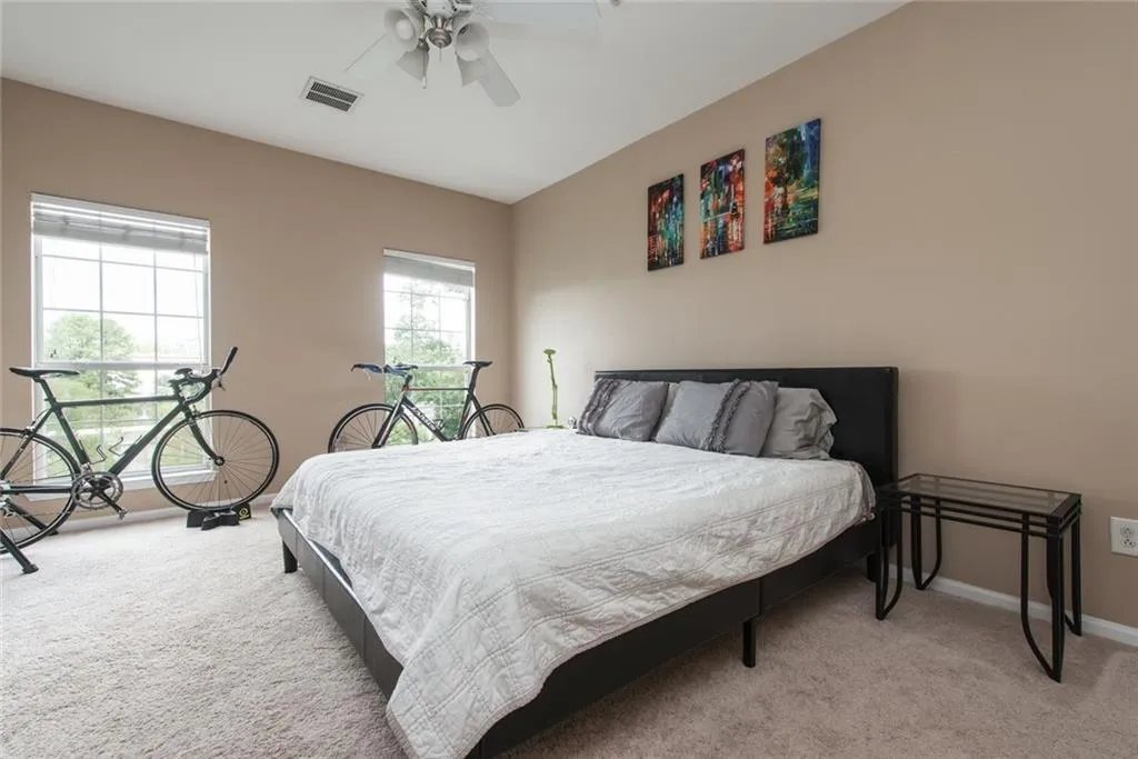 5641 Roswell Road Unit 302, Atlanta, Georgia 30342, 2 Bedrooms Bedrooms, ,2 BathroomsBathrooms,Residential,Sold,5641 Roswell Road Unit 302,6082247