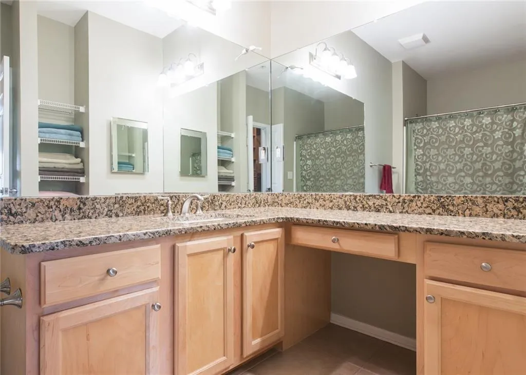 5641 Roswell Road Unit 302, Atlanta, Georgia 30342, 2 Bedrooms Bedrooms, ,2 BathroomsBathrooms,Residential,Sold,5641 Roswell Road Unit 302,6082247
