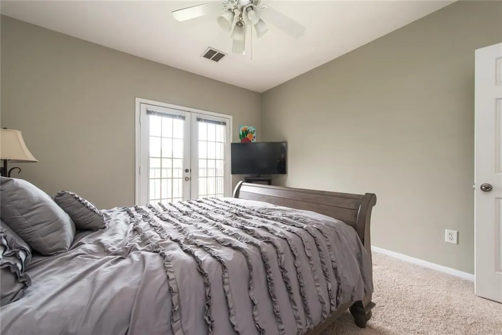 5641 Roswell Road Unit 302, Atlanta, Georgia 30342, 2 Bedrooms Bedrooms, ,2 BathroomsBathrooms,Residential,Sold,5641 Roswell Road Unit 302,6082247