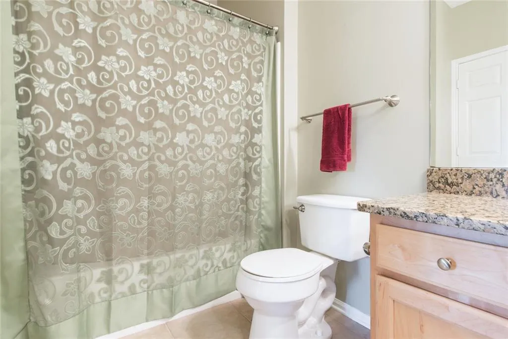 5641 Roswell Road Unit 302, Atlanta, Georgia 30342, 2 Bedrooms Bedrooms, ,2 BathroomsBathrooms,Residential,Sold,5641 Roswell Road Unit 302,6082247
