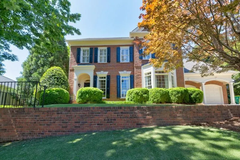 5830 Long Grove Drive, Atlanta, Georgia 30328, 5 Bedrooms Bedrooms, ,4 BathroomsBathrooms,Residential,Sold,5830 Long Grove Drive,6707324