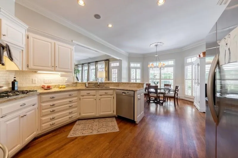 5830 Long Grove Drive, Atlanta, Georgia 30328, 5 Bedrooms Bedrooms, ,4 BathroomsBathrooms,Residential,Sold,5830 Long Grove Drive,6707324