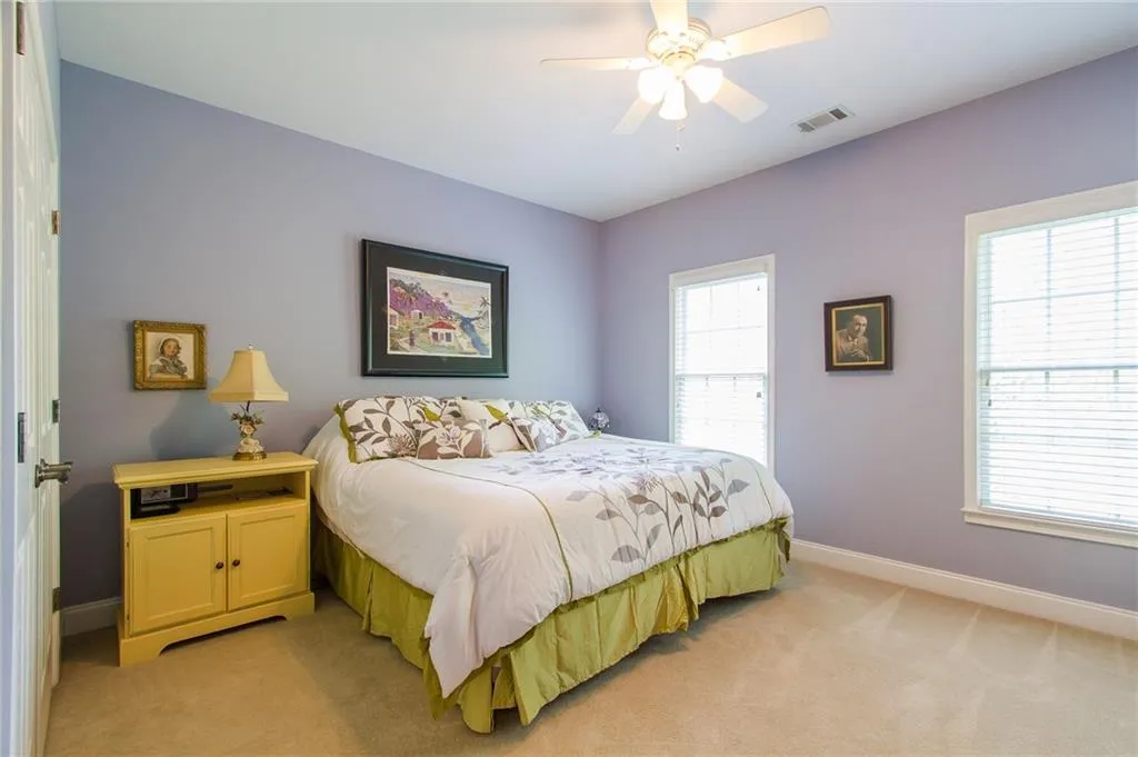 5492 Glenridge Drive Unit 528, Atlanta, Georgia 30342, 4 Bedrooms Bedrooms, ,3 BathroomsBathrooms,Residential,Sold,5492 Glenridge Drive Unit 528,5674549