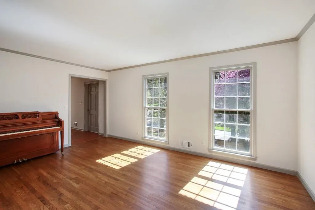 7160 Twin Branch Road, Sandy Springs, Georgia 30328, 4 Bedrooms Bedrooms, ,3 BathroomsBathrooms,Residential,Sold,7160 Twin Branch Road,5976788