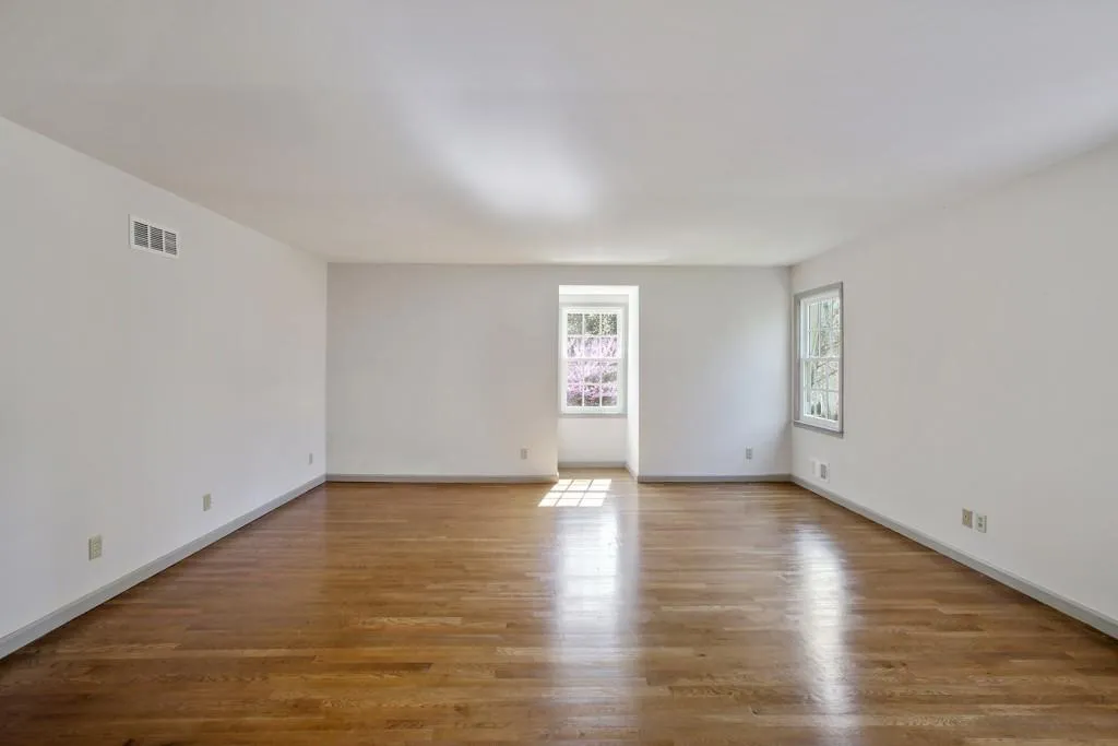 7160 Twin Branch Road, Sandy Springs, Georgia 30328, 4 Bedrooms Bedrooms, ,3 BathroomsBathrooms,Residential,Sold,7160 Twin Branch Road,5976788