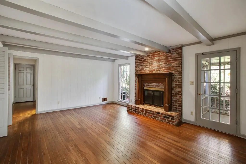 7160 Twin Branch Road, Sandy Springs, Georgia 30328, 4 Bedrooms Bedrooms, ,3 BathroomsBathrooms,Residential,Sold,7160 Twin Branch Road,5976788