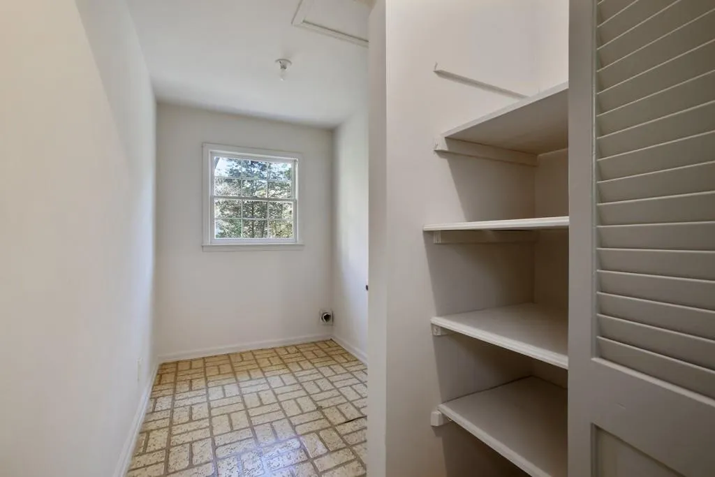 7160 Twin Branch Road, Sandy Springs, Georgia 30328, 4 Bedrooms Bedrooms, ,3 BathroomsBathrooms,Residential,Sold,7160 Twin Branch Road,5976788
