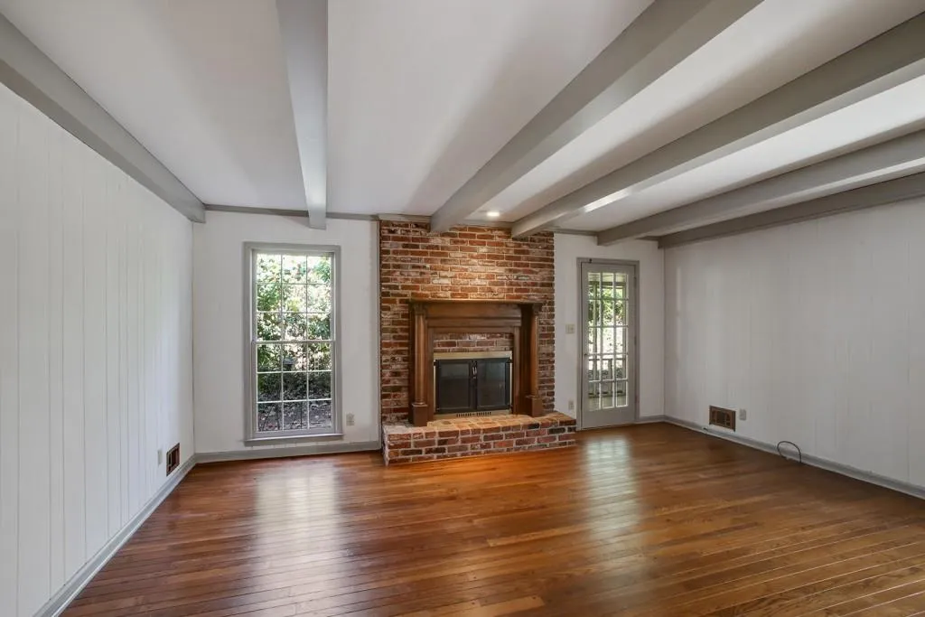 7160 Twin Branch Road, Sandy Springs, Georgia 30328, 4 Bedrooms Bedrooms, ,3 BathroomsBathrooms,Residential,Sold,7160 Twin Branch Road,5976788