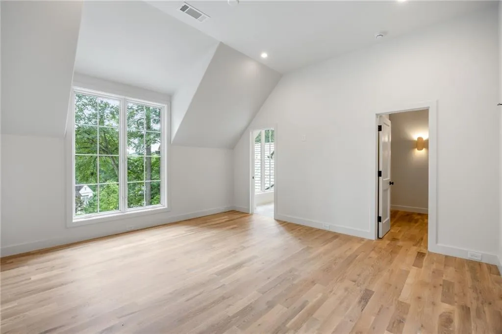 499 Broadland Road, Atlanta, Georgia 30342, 5 Bedrooms Bedrooms, ,6 BathroomsBathrooms,Residential,For Sale,499 Broadland Road,7624046