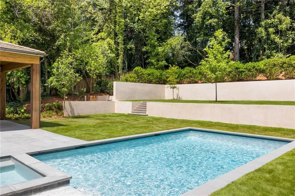 499 Broadland Road, Atlanta, Georgia 30342, 5 Bedrooms Bedrooms, ,6 BathroomsBathrooms,Residential,For Sale,499 Broadland Road,7624046