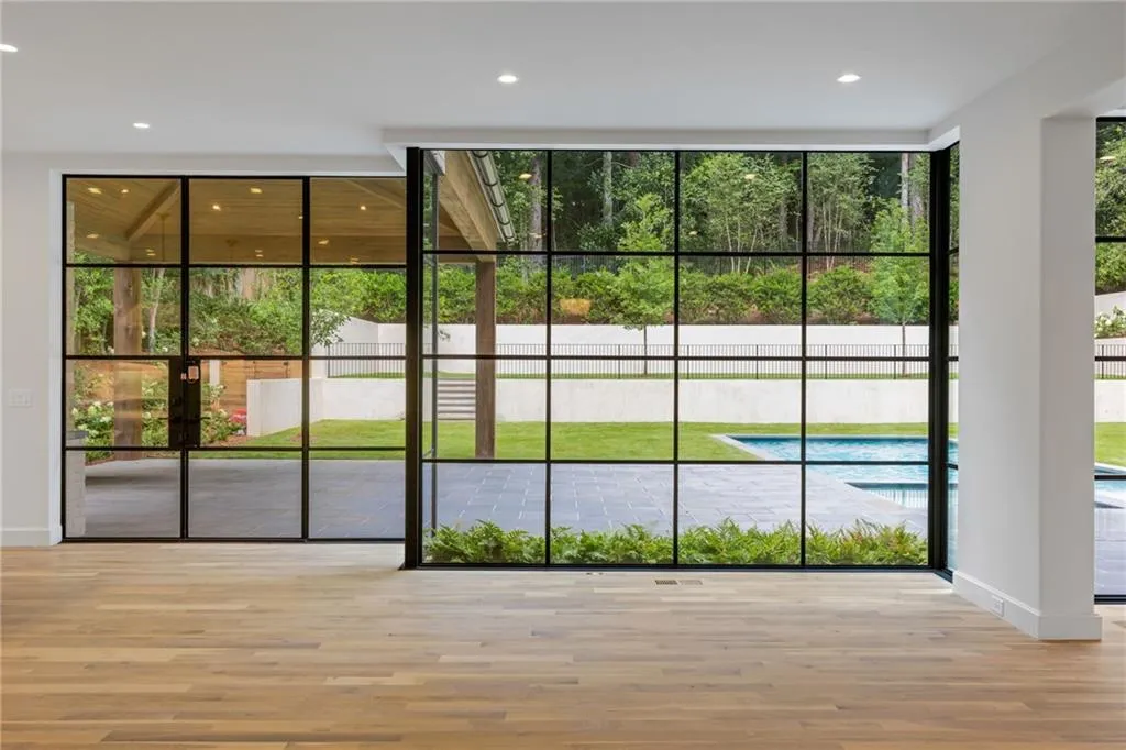 499 Broadland Road, Atlanta, Georgia 30342, 5 Bedrooms Bedrooms, ,6 BathroomsBathrooms,Residential,For Sale,499 Broadland Road,7624046