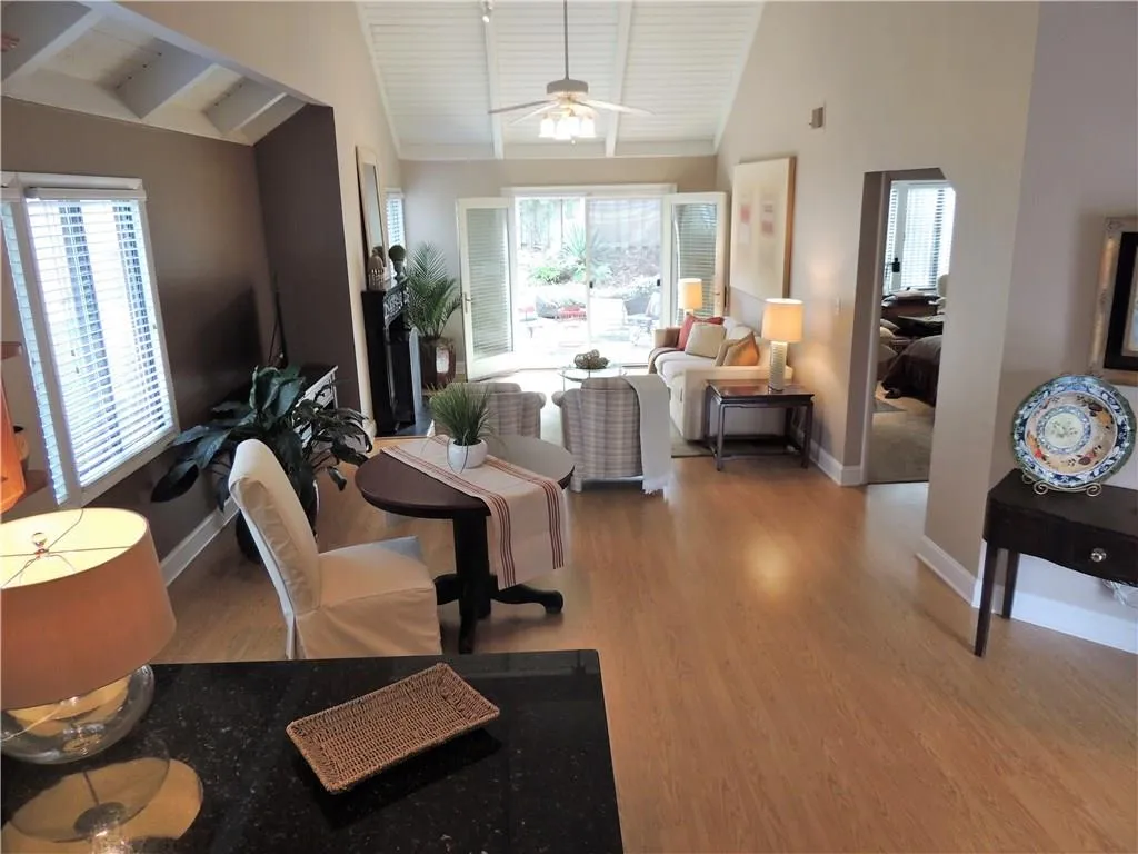 1423 N Druid Hills Road Ne, Brookhaven, Georgia 30319, 2 Bedrooms Bedrooms, ,2 BathroomsBathrooms,Residential,Sold,1423 N Druid Hills Road Ne,5806019