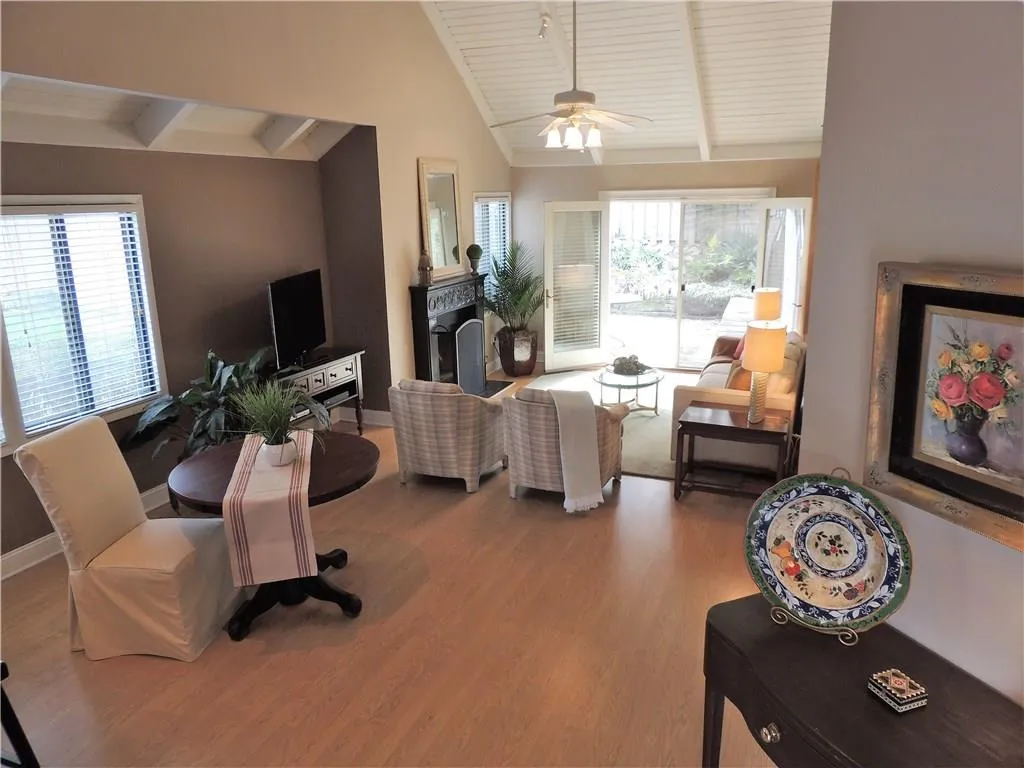 1423 N Druid Hills Road Ne, Brookhaven, Georgia 30319, 2 Bedrooms Bedrooms, ,2 BathroomsBathrooms,Residential,Sold,1423 N Druid Hills Road Ne,5806019