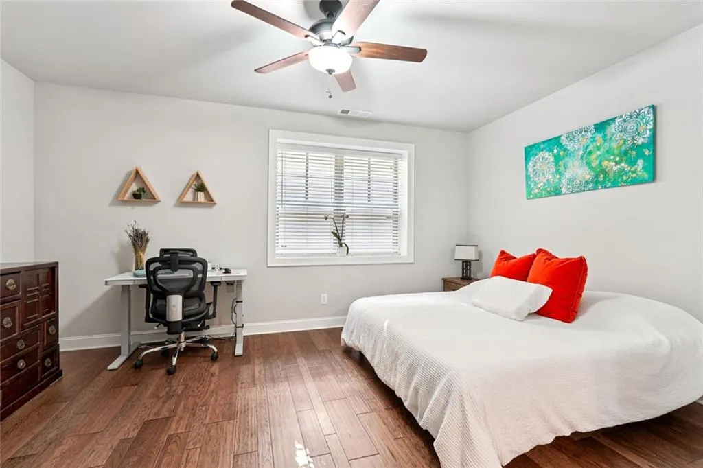 Spacious downstairs bedroom