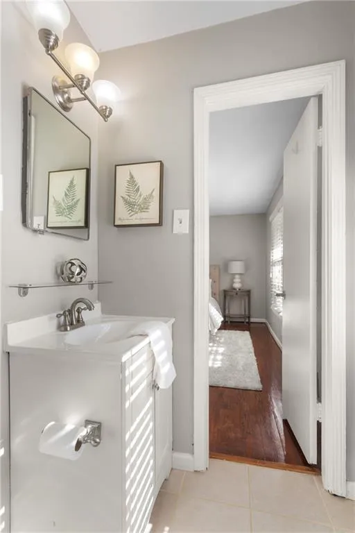 710 E Powderhorn Road, Sandy Springs, Georgia 30342, 3 Bedrooms Bedrooms, ,2 BathroomsBathrooms,Residential,Sold,710 E Powderhorn Road,6814838