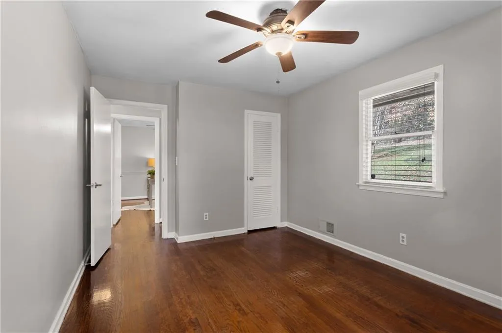 710 E Powderhorn Road, Sandy Springs, Georgia 30342, 3 Bedrooms Bedrooms, ,2 BathroomsBathrooms,Residential,Sold,710 E Powderhorn Road,6814838