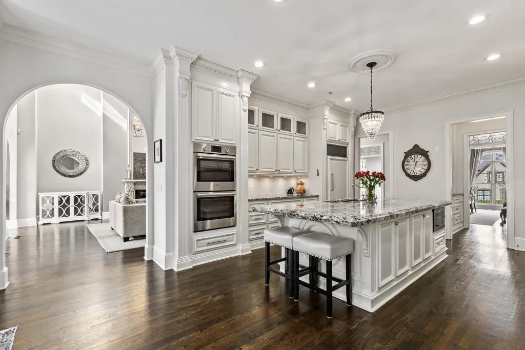 760 Riley Place Nw, Atlanta, Georgia 30327, 5 Bedrooms Bedrooms, ,6 BathroomsBathrooms,Residential,Sold,760 Riley Place Nw,6842553