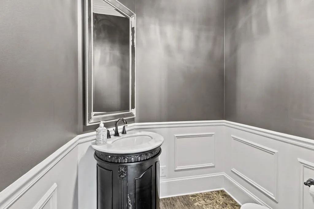 760 Riley Place Nw, Atlanta, Georgia 30327, 5 Bedrooms Bedrooms, ,6 BathroomsBathrooms,Residential,Sold,760 Riley Place Nw,6842553