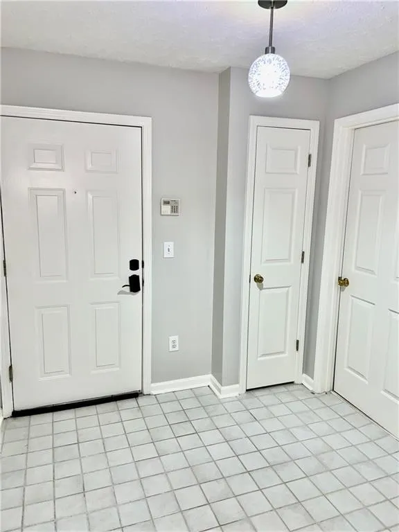 5559 Glenridge Drive Unit 1110, Sandy Springs, Georgia 30342, 2 Bedrooms Bedrooms, ,2 BathroomsBathrooms,Residential,Sold,5559 Glenridge Drive Unit 1110,6837160