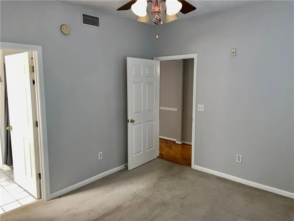 5559 Glenridge Drive Unit 1110, Sandy Springs, Georgia 30342, 2 Bedrooms Bedrooms, ,2 BathroomsBathrooms,Residential,Sold,5559 Glenridge Drive Unit 1110,6837160