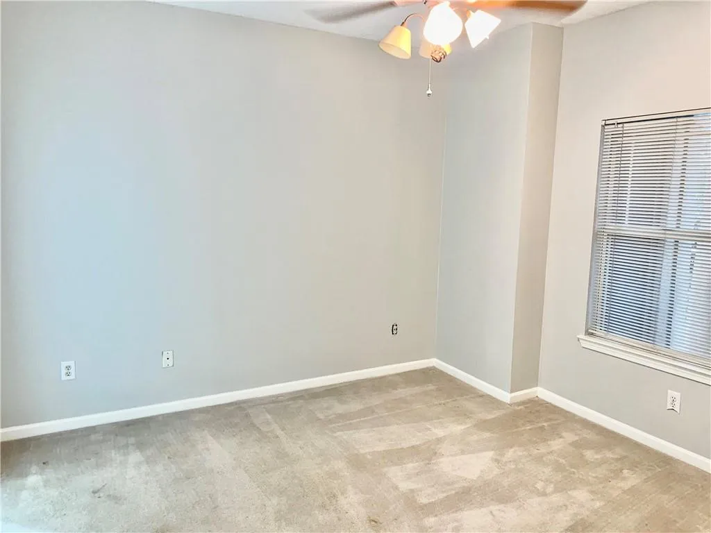 5559 Glenridge Drive Unit 1110, Sandy Springs, Georgia 30342, 2 Bedrooms Bedrooms, ,2 BathroomsBathrooms,Residential,Sold,5559 Glenridge Drive Unit 1110,6837160