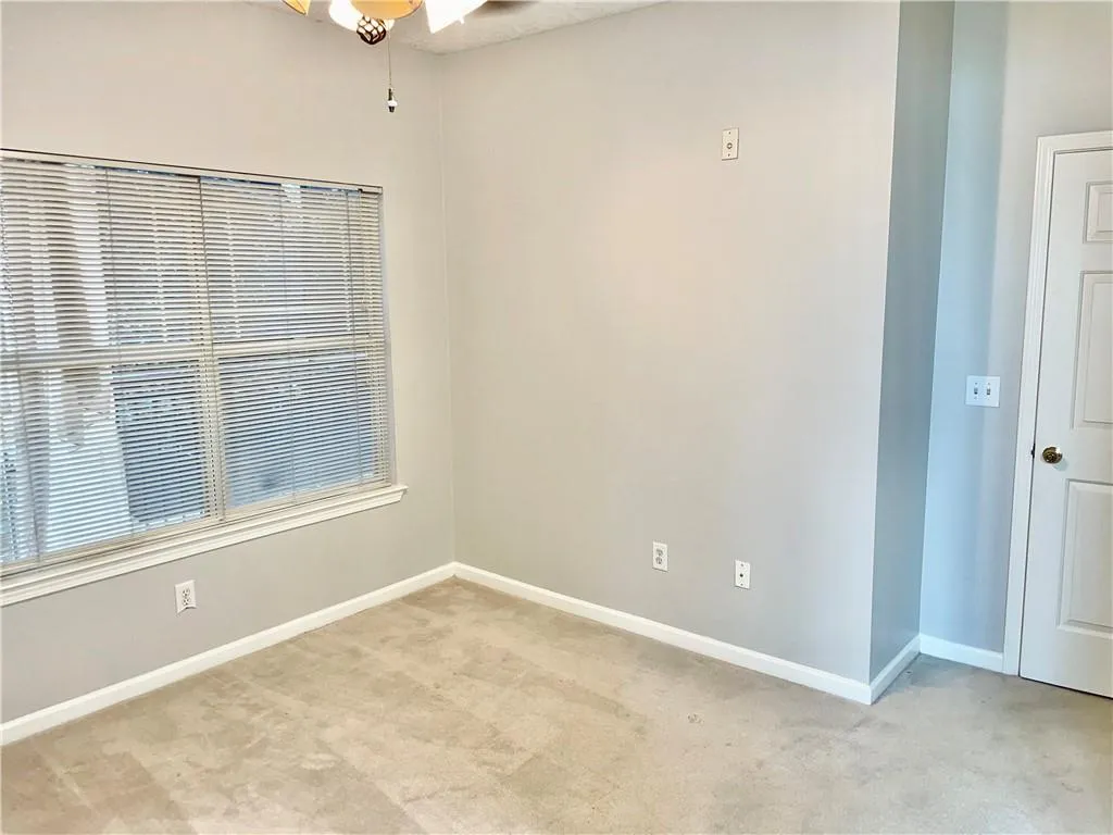 5559 Glenridge Drive Unit 1110, Sandy Springs, Georgia 30342, 2 Bedrooms Bedrooms, ,2 BathroomsBathrooms,Residential,Sold,5559 Glenridge Drive Unit 1110,6837160