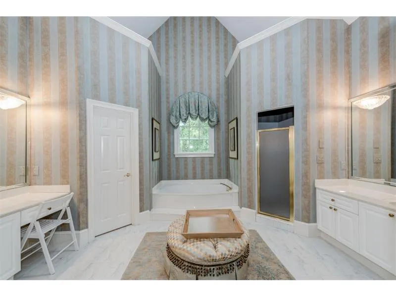 5845 De Claire Court, Sandy Springs, Georgia 30328, 4 Bedrooms Bedrooms, ,4 BathroomsBathrooms,Residential,Sold,5845 De Claire Court,5724078