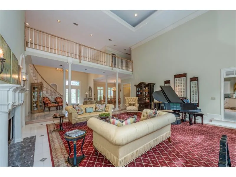 5845 De Claire Court, Sandy Springs, Georgia 30328, 4 Bedrooms Bedrooms, ,4 BathroomsBathrooms,Residential,Sold,5845 De Claire Court,5724078