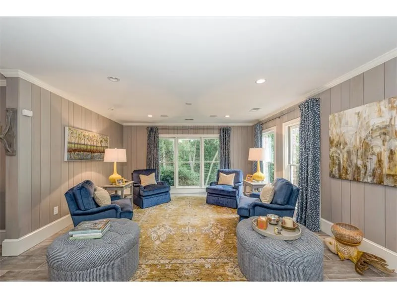 5845 De Claire Court, Sandy Springs, Georgia 30328, 4 Bedrooms Bedrooms, ,4 BathroomsBathrooms,Residential,Sold,5845 De Claire Court,5724078