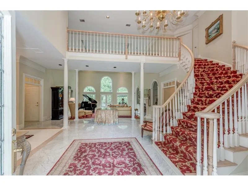 5845 De Claire Court, Sandy Springs, Georgia 30328, 4 Bedrooms Bedrooms, ,4 BathroomsBathrooms,Residential,Sold,5845 De Claire Court,5724078