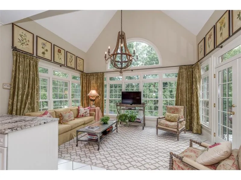 5845 De Claire Court, Sandy Springs, Georgia 30328, 4 Bedrooms Bedrooms, ,4 BathroomsBathrooms,Residential,Sold,5845 De Claire Court,5724078